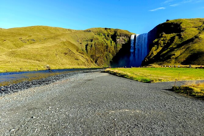 Private Diamond Beach & South Coast Day Tour in Iceland - The Comfort of Private Transportation and Modern Amenities