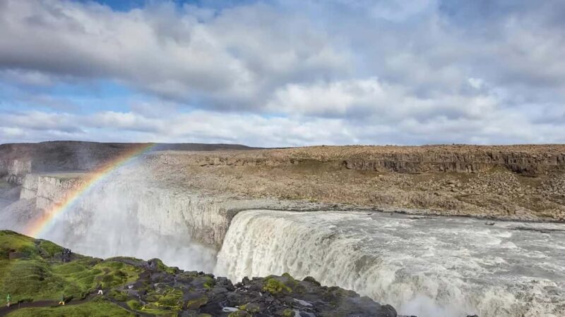 Private Diamond Circle Tour from Akureyri - Key Points