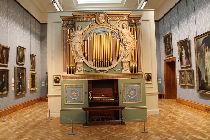 Private Doctor Who Walking Tour of Cardiff - The Political and Cultural Landmarks of Cardiff