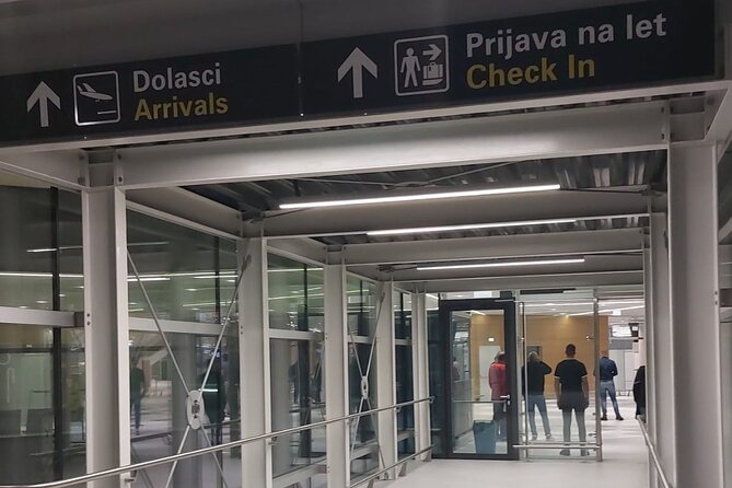 **Private Door to Door Airport Split Transfer up to 15 People** - Comparing to Other Transportation Options in Split