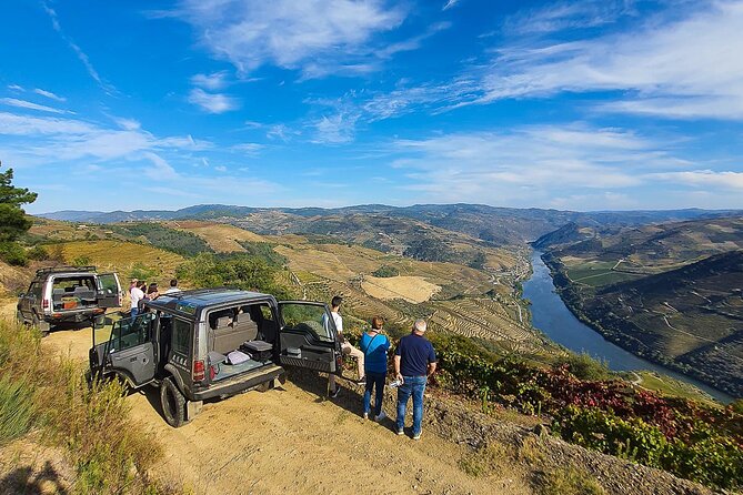 Private Douro and Porto 4x4 Tour with Wine Tasting and Boat Trip - Exploring the Douro River and Its Surroundings
