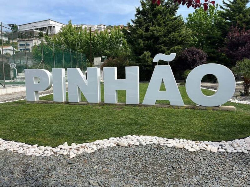 Private Douro Luxury,Private Boat,Wine,visits, 5 Stars Lunch - Scenic Private Boat Cruise with Regional Snacks