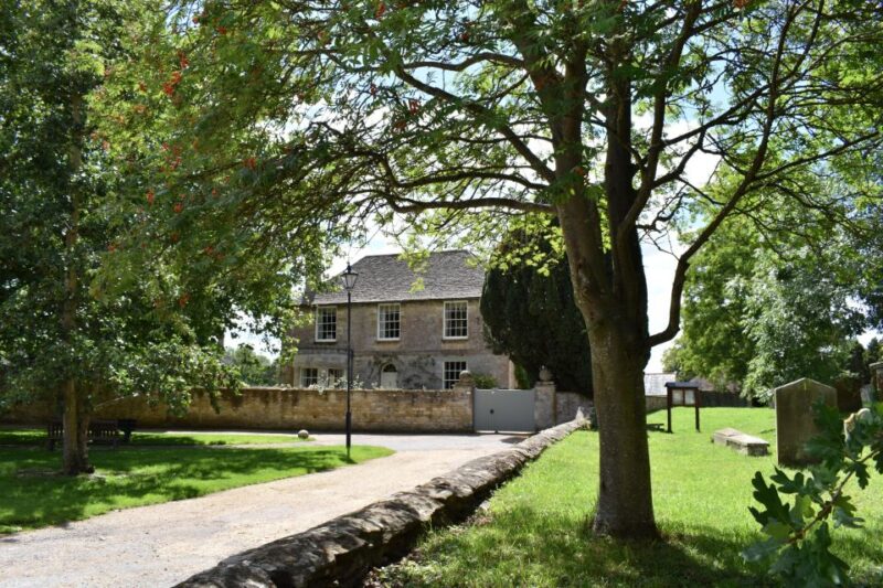 Private Downton Abbey Day Tour, including Highclere Castle - Logistics and Practical Details