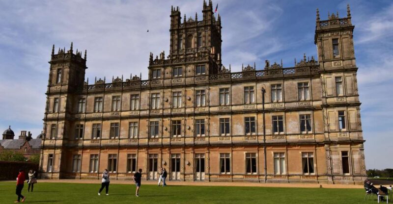 Private Downton Abbey Day Tour, including Pub Lunch - Who Will Most Appreciate This Tour?