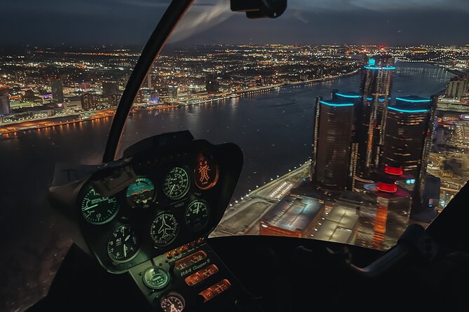 Private Downtown Detroit Helicopter Ride - The Highlights of the Detroit Skyline from Above