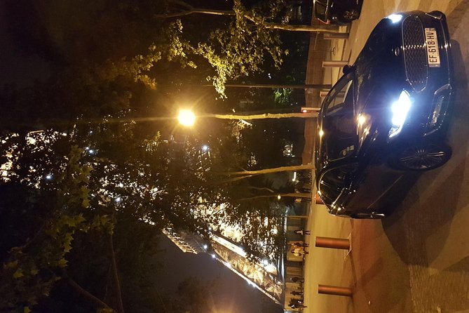 Private driver from Charles de Gaulle airport to Paris: Premium Service - The Professionalism of the Driver Team