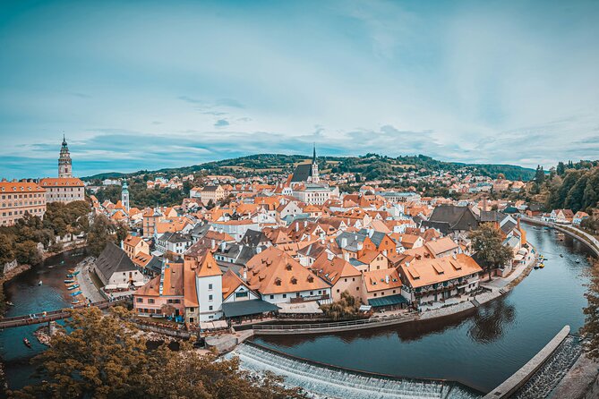 Private Driver from Prague to Vienna with a Stop in Cesky Krumlov - Discover the Convenience of a Private Transfer from Prague to Vienna with a Cesky Krumlov Stop