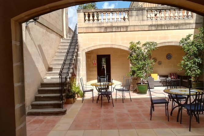 Private Driver to roam the island of Malta - Key Points