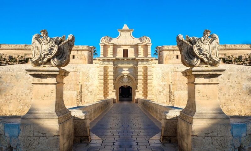 Private Driver to roam the island of Malta (VIP) - The Guide’s Friendly and Knowledgeable Service