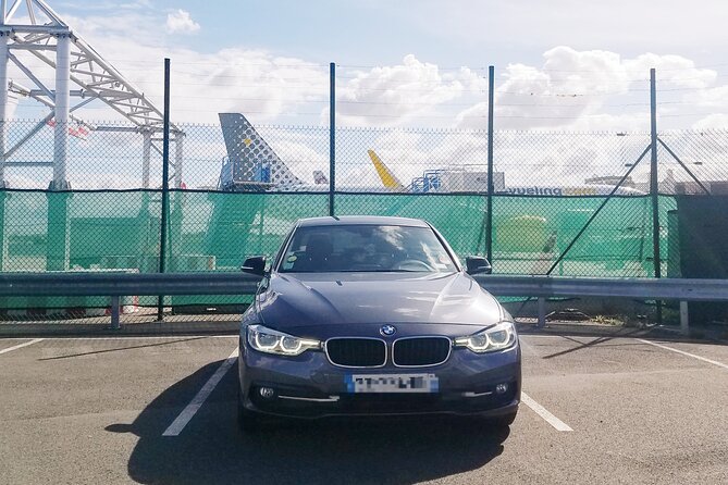 Private driver transfers Roissy CDG Airport and Paris - Seamless Private Transfers from Roissy CDG Airport to Paris for Up to 4 Travelers