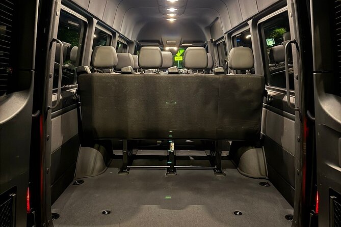 Private Dulles IAD Airport Transfer From or To Washington DC - Suitability for Special Events and Business Travel