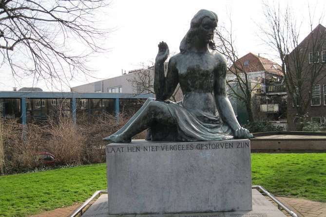 Private Dutch Food Tasting and History Tour in Zaandam from Amsterdam - Important Landmarks: Peter the Great’s Stay and Monet’s Atelier