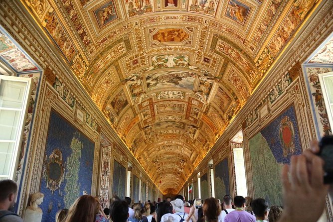 Private Early Morning Vatican Tour with St. Peter's Basilica - Logistics and Practical Details of the Tour