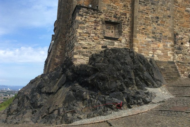 Private Edinburgh Castle Tour - Starting Point at the Royal Mile in Edinburgh