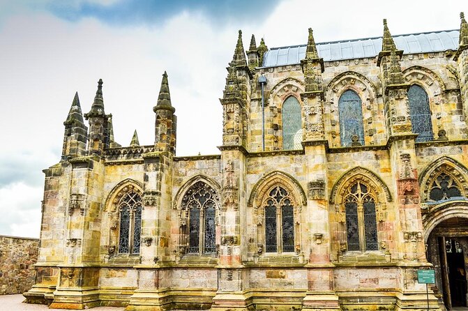 Private Edinburgh & Rosslyn Chapel Tour - Discover the Private Edinburgh & Rosslyn Chapel Tour’s Unique Offerings