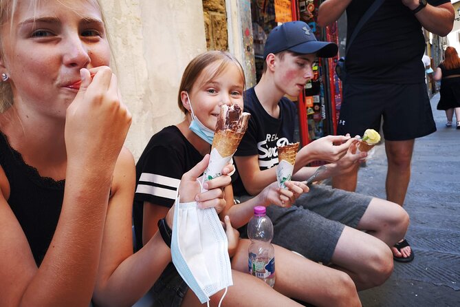 Private Electric Bike 2 hours Tour of Florence Hills with Gelato Tasting - The Sweet Finish: Gelato Tasting in Florence Center