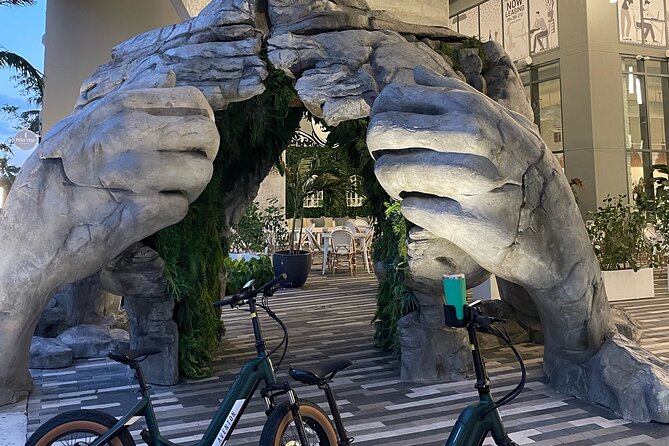 Private Electric Bike tour of Fort Lauderdale. min 2 person $300 - Sampling Craft Beer at Riverside Market South