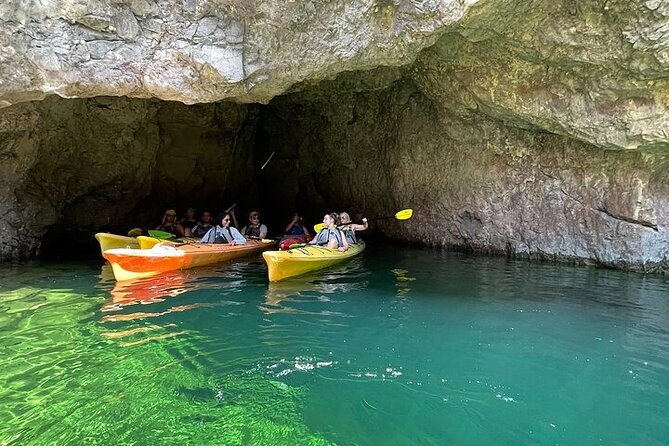 Private Emerald Cave Kayak Tour in Las Vegas - Included Amenities and Food Options