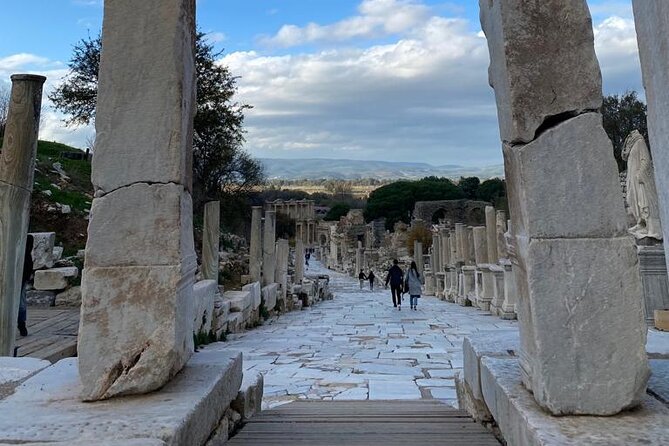 Private Ephesus and Artemis Temple Half Day Tour / On Time Return - Key Points
