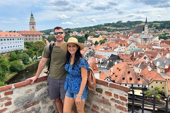 Private eský Krumlov Day Trip from Prague with Mike - Visiting the Cesky Krumlov Castle and Courtyards