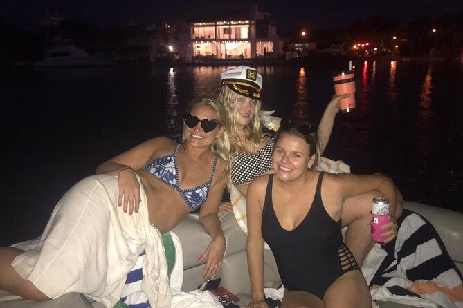 Private Evening Boat Tour Fort Lauderdale for 12 People - The Guide and Captain Experience