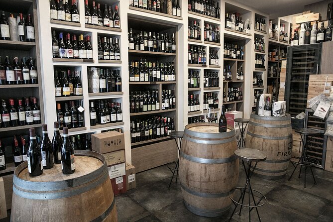 Private Evening Campania Felix Wine Tasting Evening in Naples - The Vibe of the Wine Bar and Atmosphere