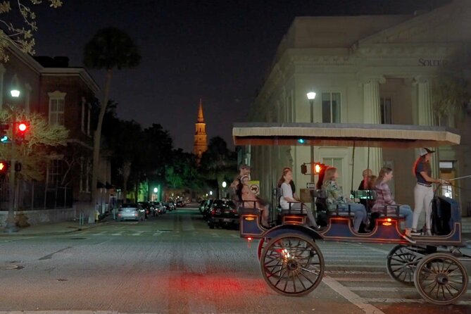 Private Evening Carriage Tour Charleston - Palmetto Carriage - Starting Point at the Big Red Barn in Downtown Charleston