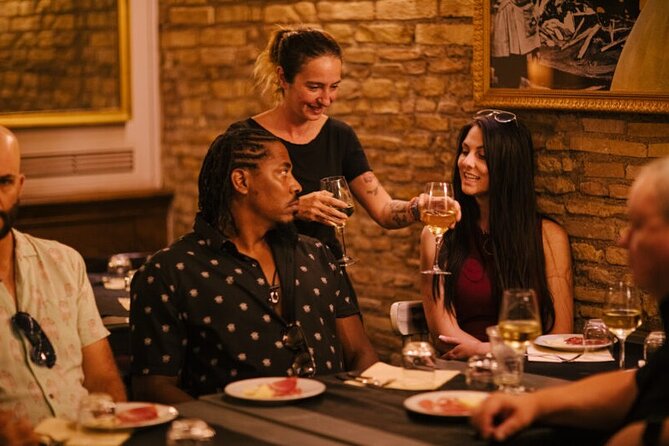 Private Evening Golf Cart Tour of Rome with Aperitivo - Exploring Rome’s Landmarks: Stops and Stories