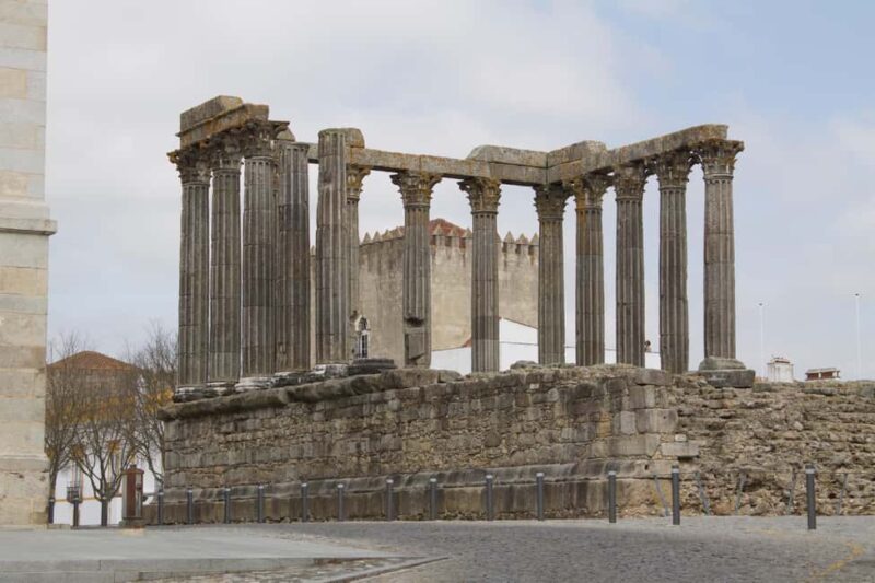 Private Évora Tour: Megaliths, Historic Center & Cork Region - Explore the Hidden Charms of Évora on a Private 8-Hour Tour