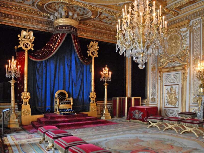Private excursion to the Château de Fontainebleau by train - The Guide’s Role in the Experience