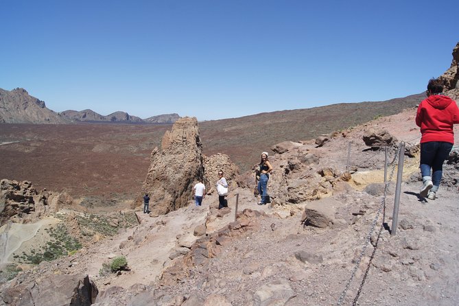 Private Excursions For Cruise Ship Passengers - Exploring the Natural Wonders at El Portillo Visitor Center
