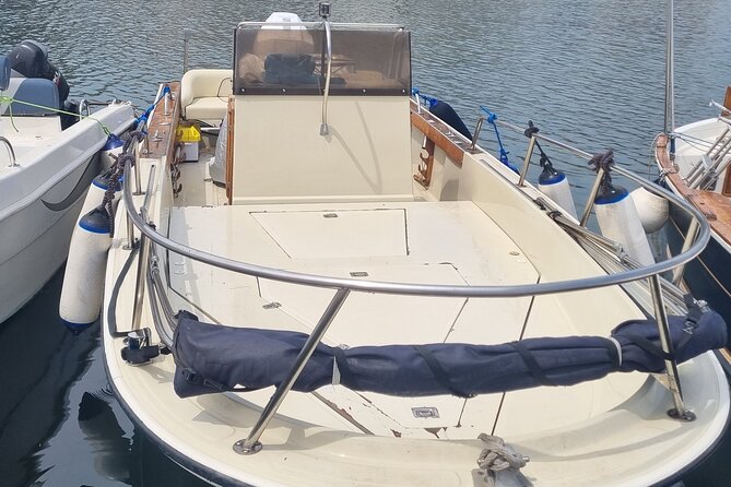 Private Experience - day of fishing on the Bari coast - Discover the Private Fishing Day on the Bari Coast