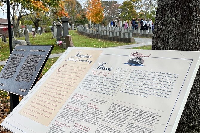 Private Experience Peggy's Cove and Coastal Sites Half-day Tour - Scenic Drive Back to Halifax with Local Narration