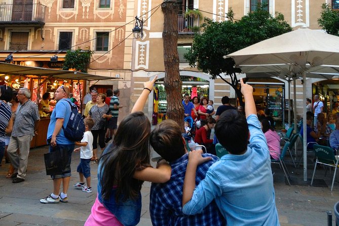 Private Family Experience - Dragon Tour in Barcelona for Kids - Key Points