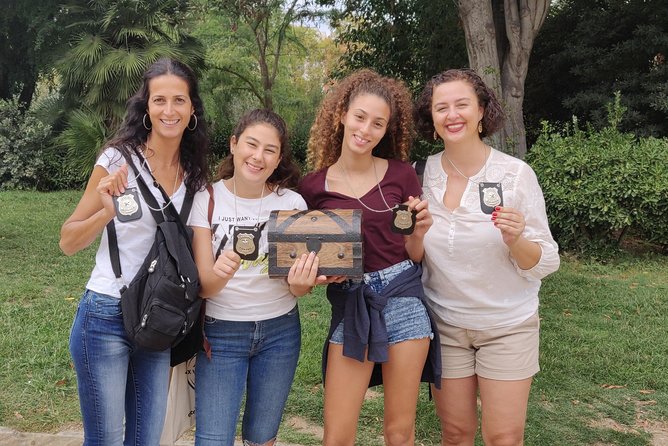 Private Family Treasure Hunt | Guided, fun & 100% Offline | Xventura Barcelona - How the Treasure Hunt Uses Clues and Puzzles