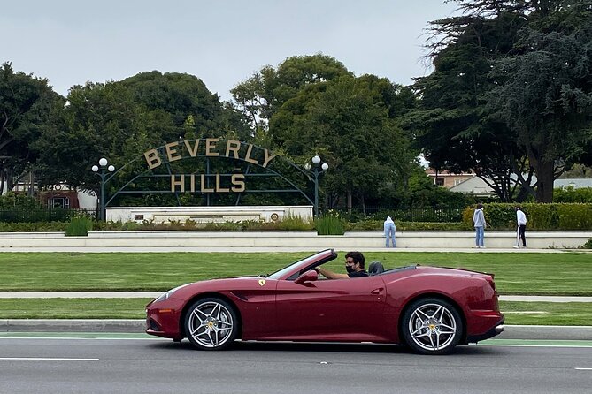 Private Ferrari California T Drive from Hollywood to Sunset Plaza - Video Capture and Photo Opportunities in the Ferrari