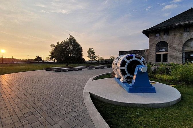 Private Fine Dining and Power Station in Niagara Falls - Logistics and Accessibility Details