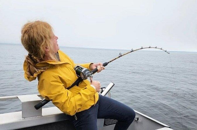 Private Fishing Adventure in Icy Strait Hoonah Alaska - Wildlife Encounters: Humpback Whales and More