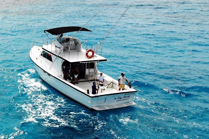 Private fishing charter Boat 48ft 12 pax Good Marlin and Sailfish - Departing from Cancun’s Zona Hotelera