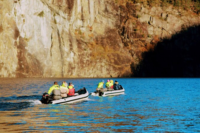 Private Fjordcruise by Luxury Pontoon Boat - Bergen Fjords - From a Secret Launch Point in Bergen