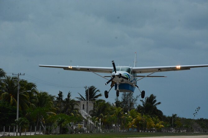 Private flight to Holbox from Cancun - Key Points