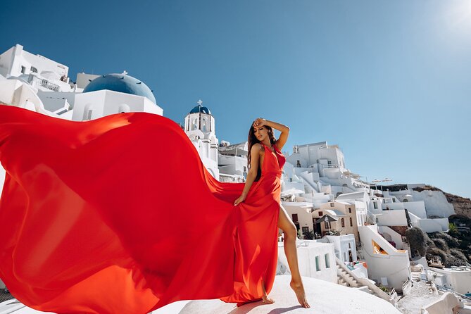 Private Flying Dress Photoshoot in Santorini - The Dress and Photo Session: What to Expect During the 45 Minutes