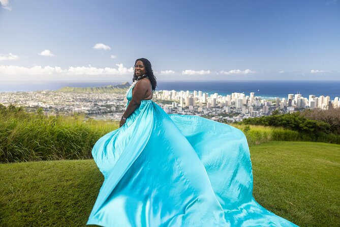 Private Flying Dress Photoshoot With A View - The Location: Tantalus Lookout at Puu Ualakaa State Park