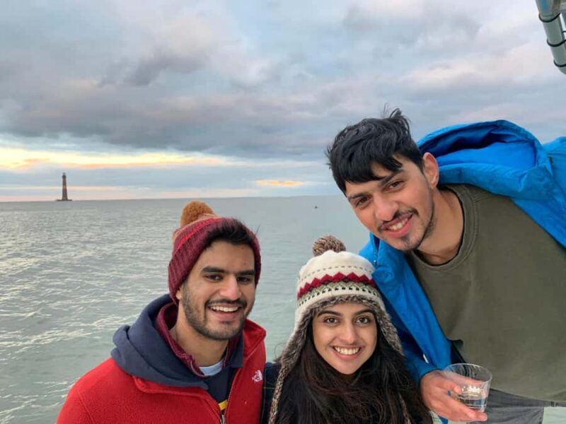 Private Folly River Dolphin Cruise/BYOB - Wildlife and Landmarks: Dolphins and Morris Island Lighthouse