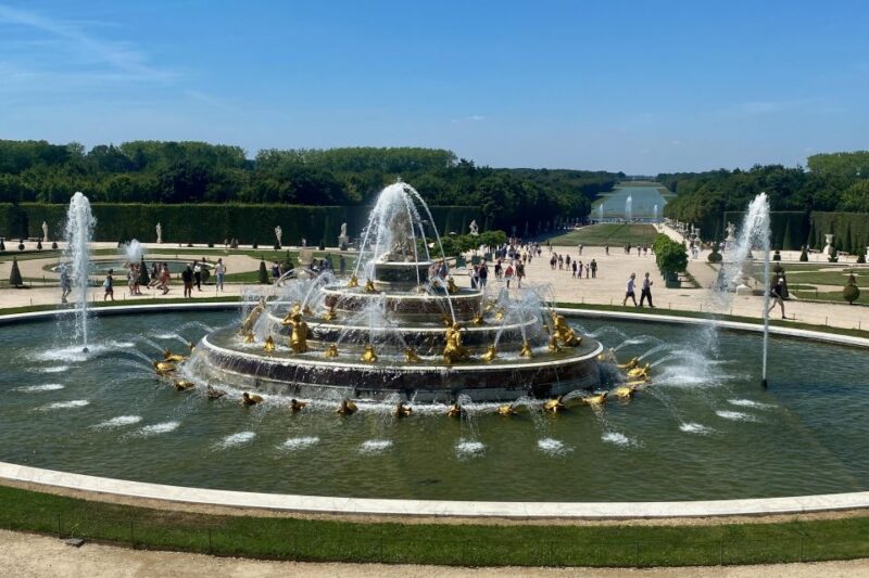 Private Fontainebleau, Versailles, Trianon from Paris - Strolling Through Versailles Gardens and Fountains
