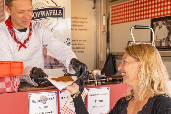 Private Food and Market Tour in Central Amsterdam with a Fun Local - The Experience’s Pacing and Physical Requirements