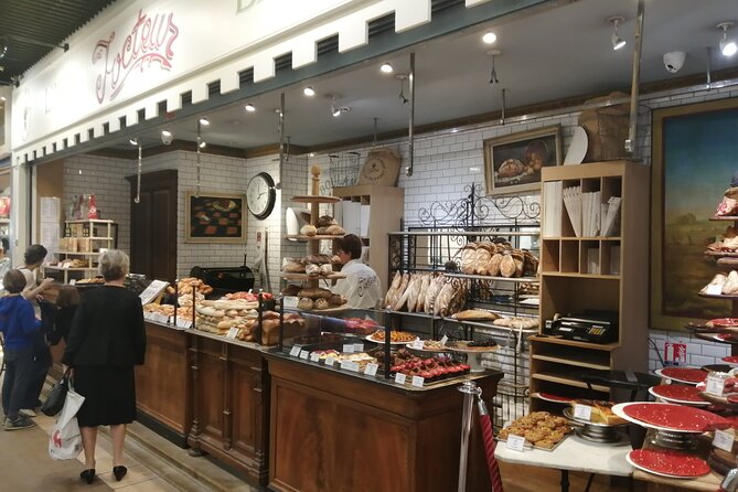 Private Food Tour Halles of Lyon Paul Bocuse - Exploring Lyonnaise Culinary History and Traditions