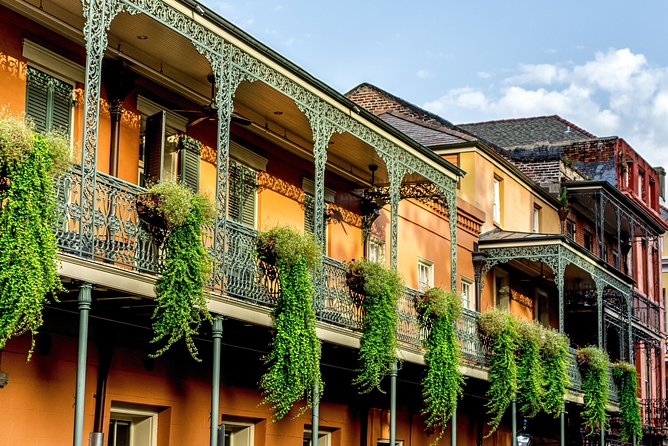 Private French Quarter & Garden District Tour: Walk and Drive Combo - Suitable For History Buffs and Architecture Enthusiasts