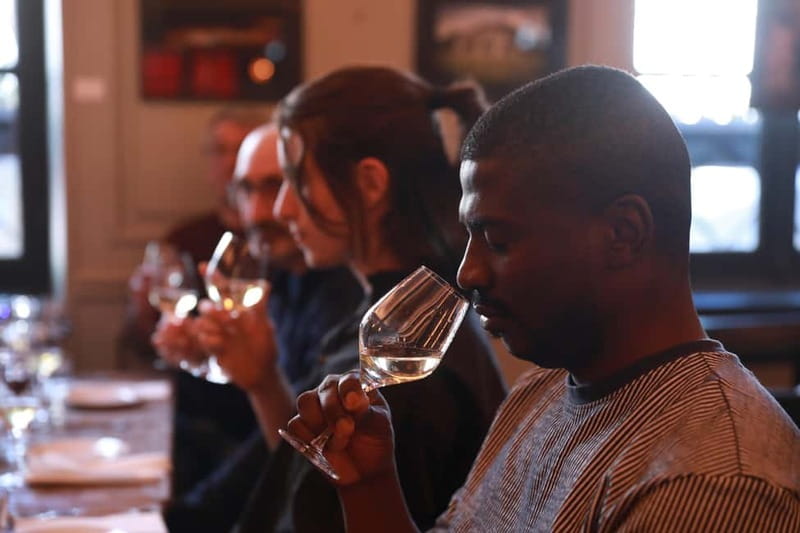 Private French Wine Tasting with a Wine Expert in Montmartre - The Selected Wines: Diversity and Quality