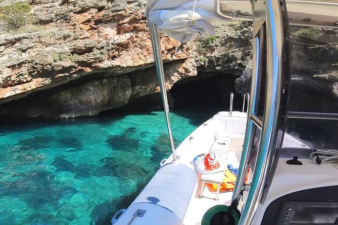 Private Full Day Boat Expedition to Grama Bay - Logistics and Inclusions for a Smooth Voyage